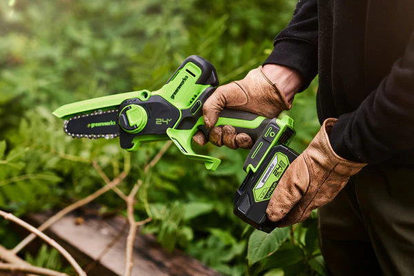 POWERALL 24V Mini Chainsaw - 2Ah Battery - Image 3