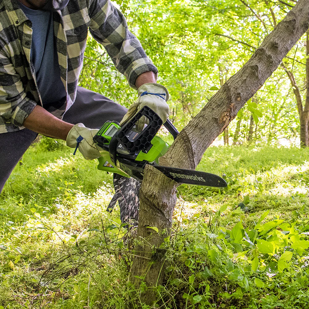 40V Chainsaw 35cm 1,5 kW - tool only - Image 10