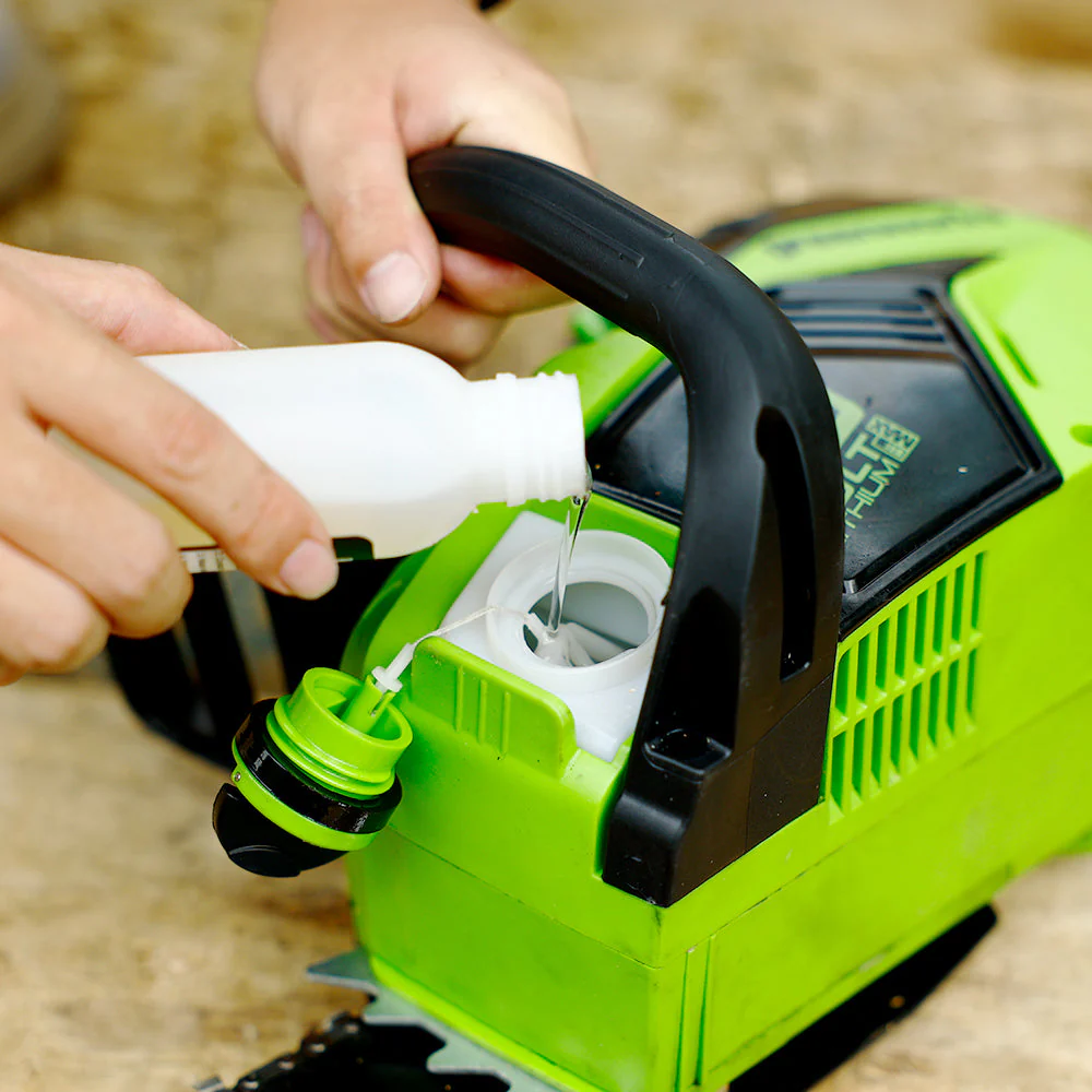 40V Chainsaw 40cm 1,8 kW - 2x 2Ah Battery - Image 6
