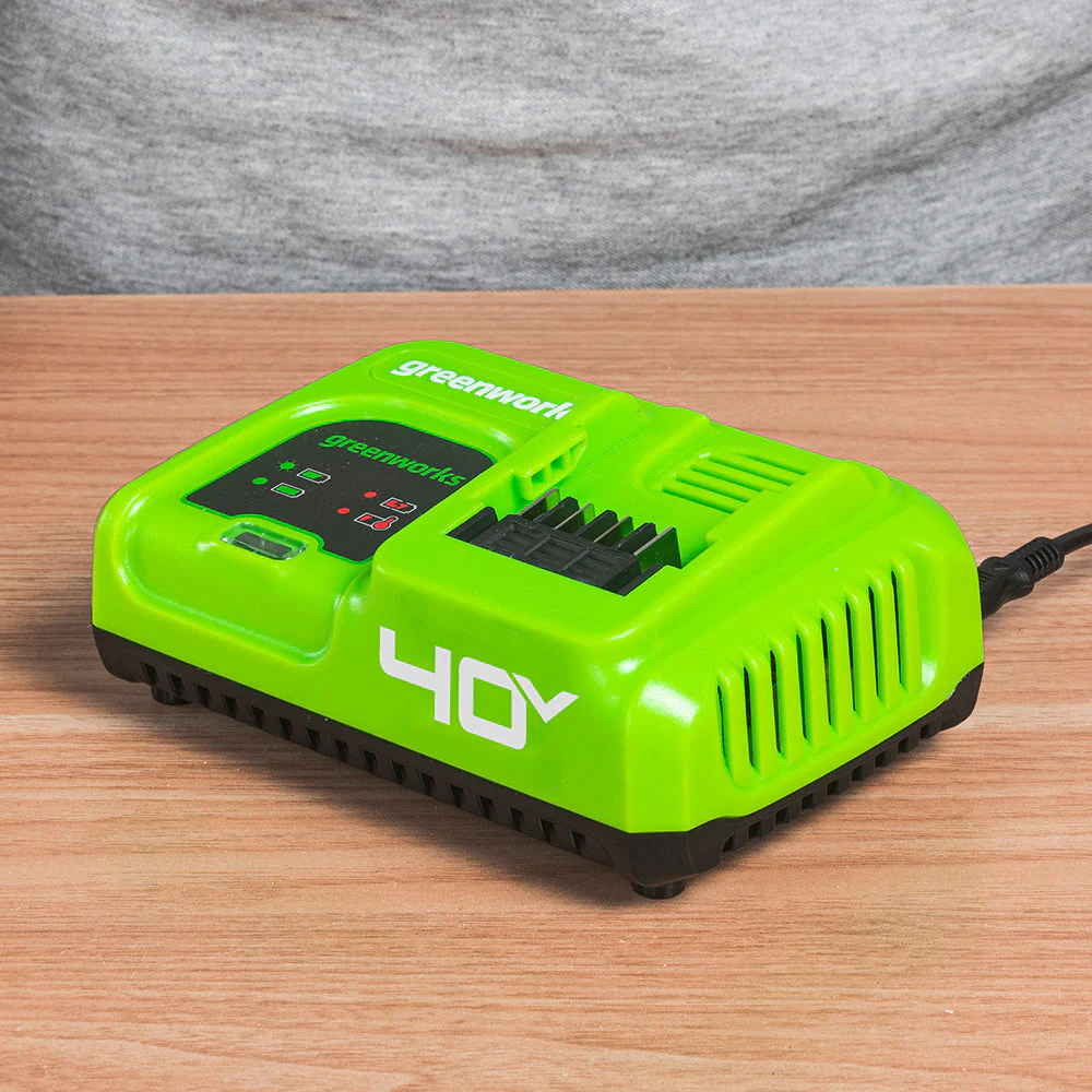 40V Fast Charger 5A - Image 3