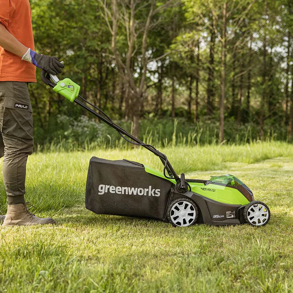 40V Lawn Mower 35cm - 2Ah Battery - Image 4